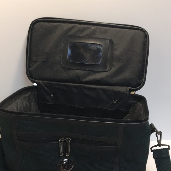 Leisure International train case hunter green zipper with mirror, handle - Picture 4 of 8